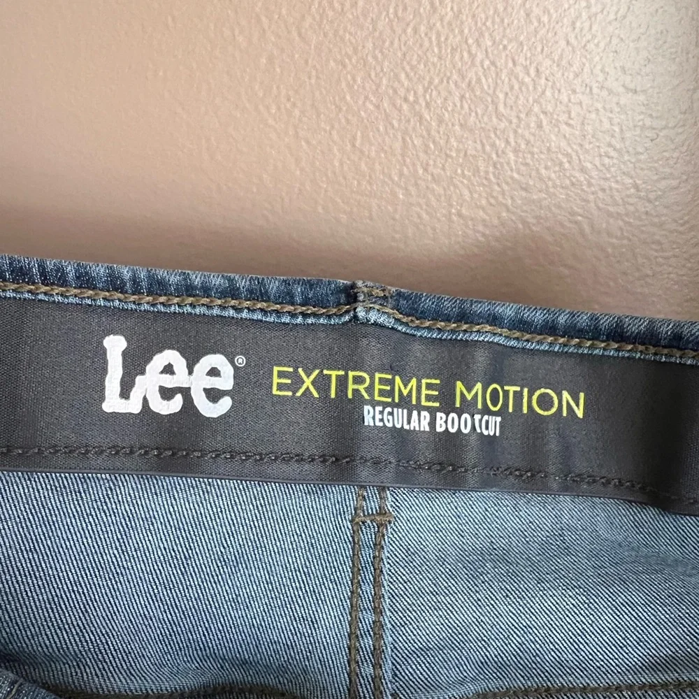 Lee Men's Relaxed Fit Denim Jeans 38x34 - Picture 4 of 4